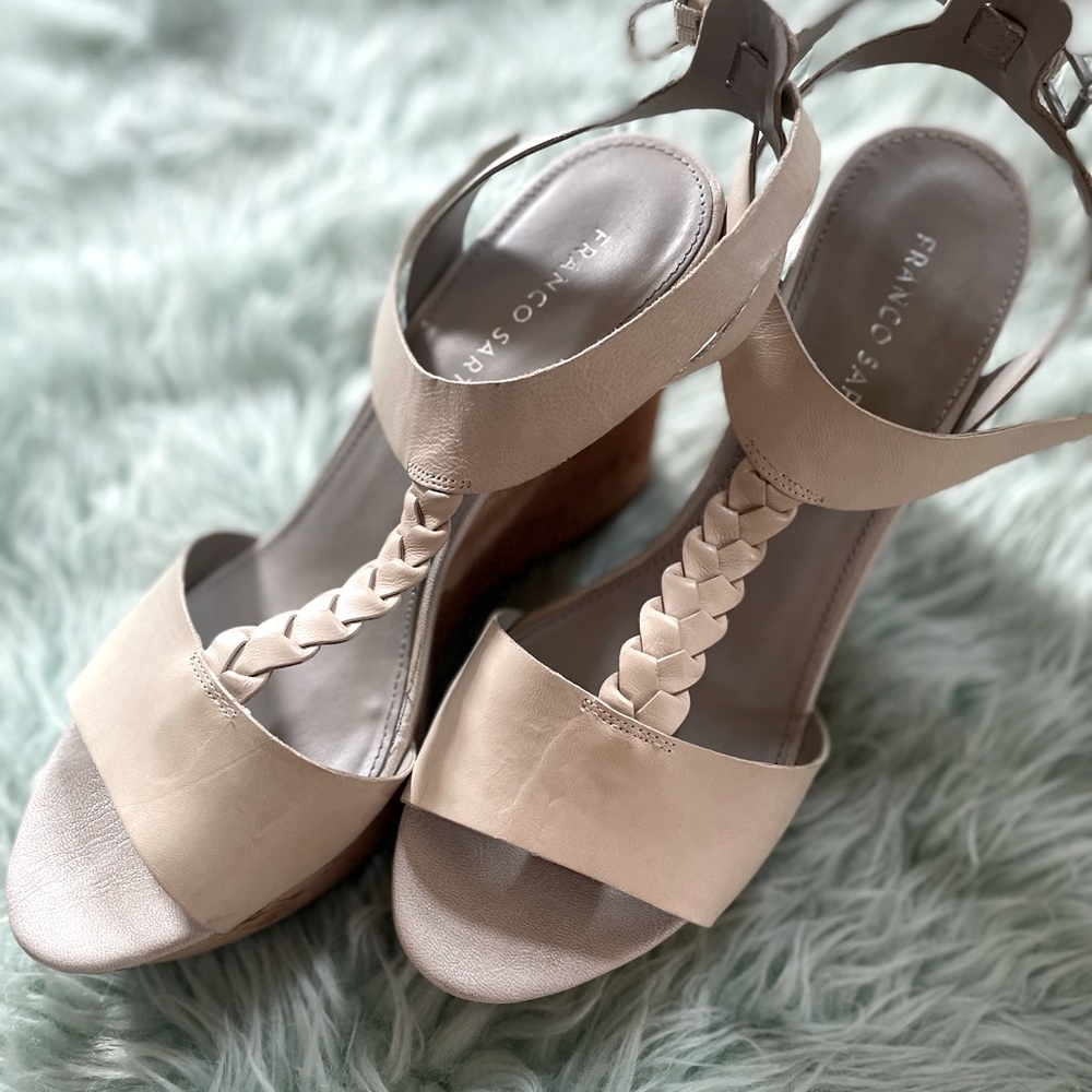 Women’s Sz 10 Franco Sarto Wedge Sandals